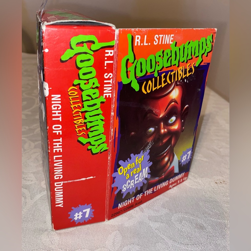 Vintage GOOSEBUMPS Collectables, Rare doll,Number #7 -Night of the Living Dummy - Picture 9 of 15